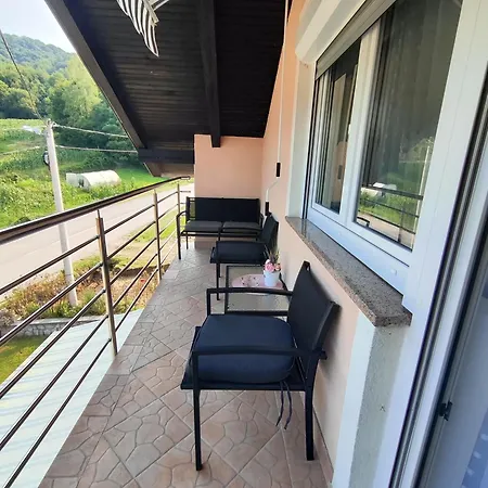 Happy Moments 1 Apartment Gornje Jesenje Exterior photo